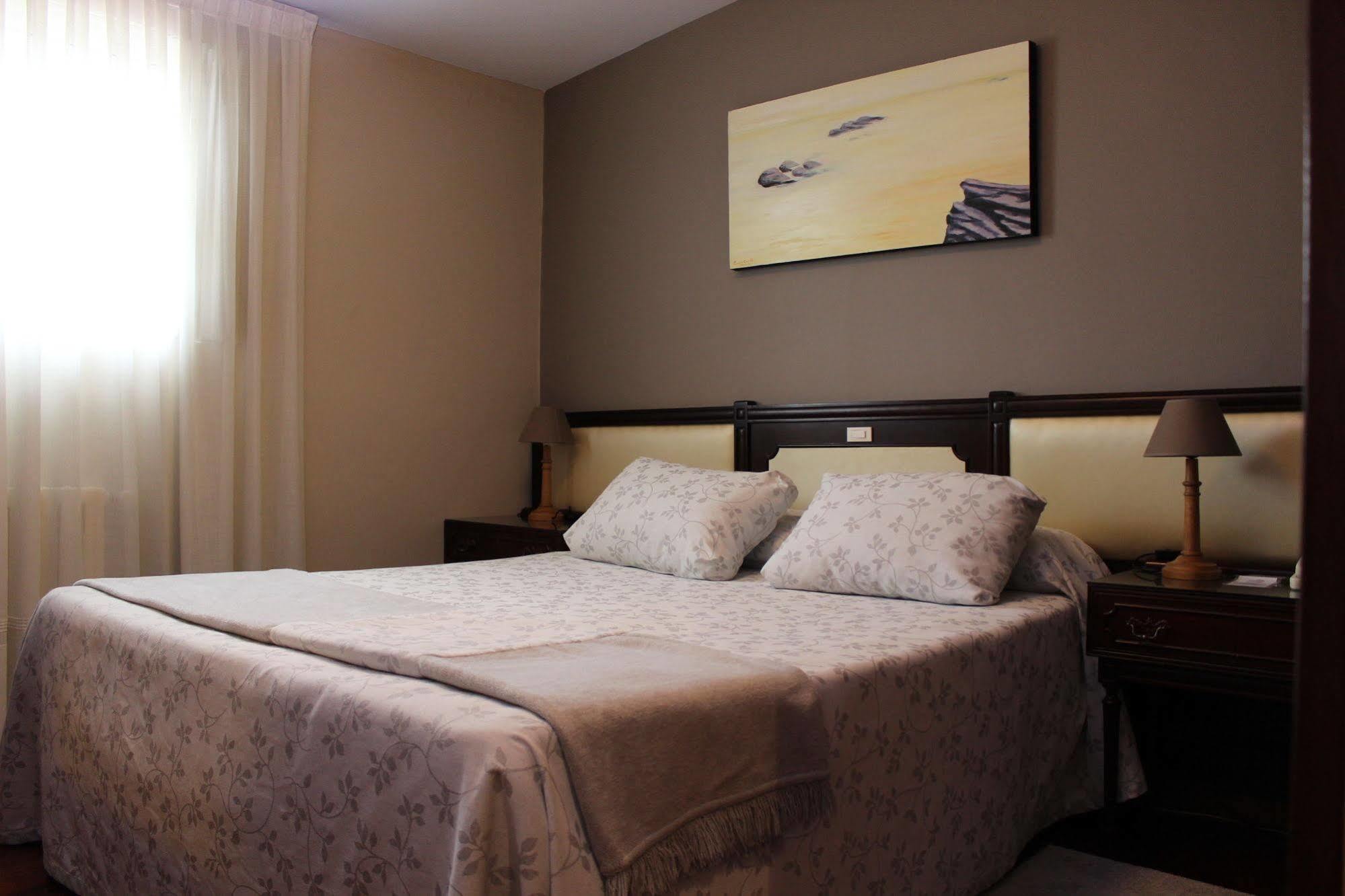 Hotel O Pino Zewnętrze zdjęcie